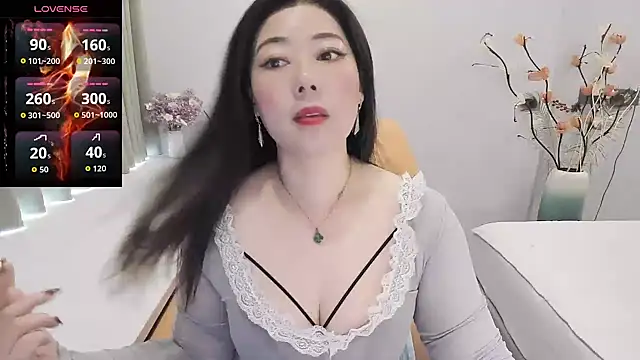 Crystal Wings online show from November 2025 12:49:01 AM