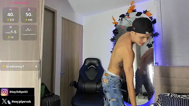 soyander03  online show from October 2025 09:38:02 AM