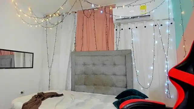 valentina 0  online show from February 2025 03:35:01 AM