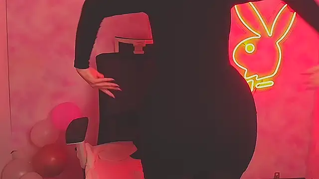 Milka kiss  online show from March 2025 03:58:02 PM