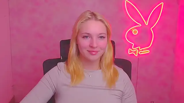 Milka kiss  online show from October 2025 05:49:02 AM