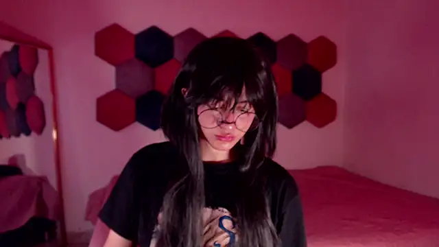 liz-beths online show from March 2025 01:53:02 PM