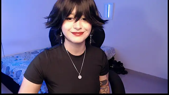 liz-beths online show from May 2026 01:25:01 AM