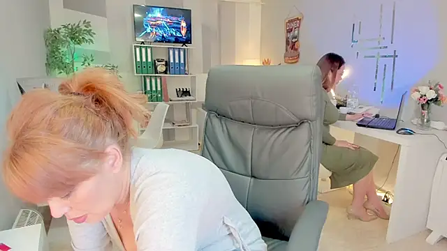 Snapshot of Butterflyblue_dream chatting on March 2025 02:40:01 PM Butterflyblue dream online show from March 2025 02:40:01 PM