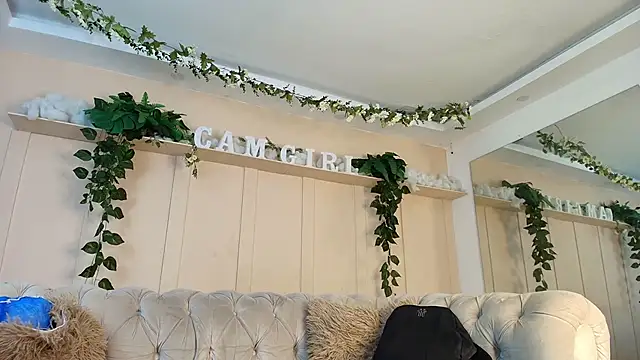 flavia cruz online show from May 2026 12:24:01 PM