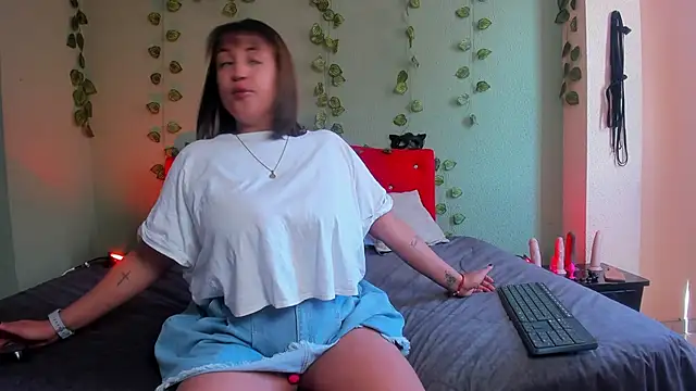 MirandaDream2 online show from February 2026 03:27:02 PM