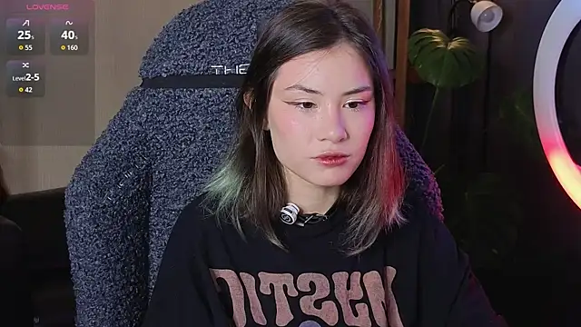 Snapshot of alicekiit chatting on November 2025 10:32:01 PM alicekiit online show from November 2025 10:32:01 PM