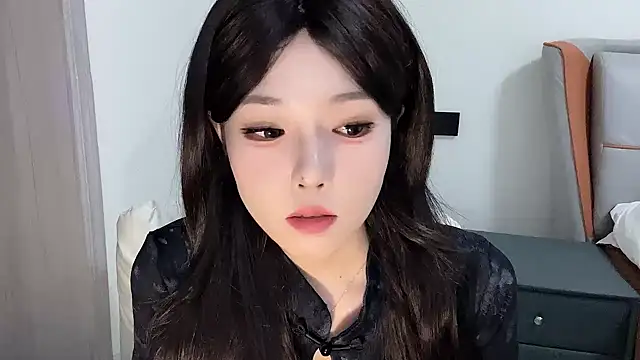 Snapshot of Q-ing chatting on February 2025 04:56:02 PM Q-ing online show from February 2025 04:56:02 PM