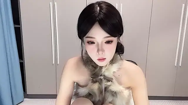 Snapshot of Q-ing chatting on November 2025 12:27:02 PM Q-ing online show from November 2025 12:27:02 PM