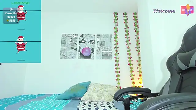 Snapshot of MEGANTARLY09 chatting on December 2024 03:04:02 AM MEGANTARLY09 online show from December 2024 03:04:02 AM