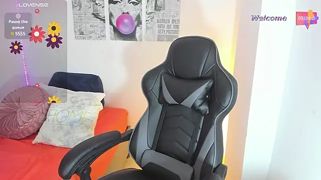 Snapshot of MEGANTARLY09 chatting on January 2025 10:54:02 PM MEGANTARLY09 online show from January 2025 10:54:02 PM