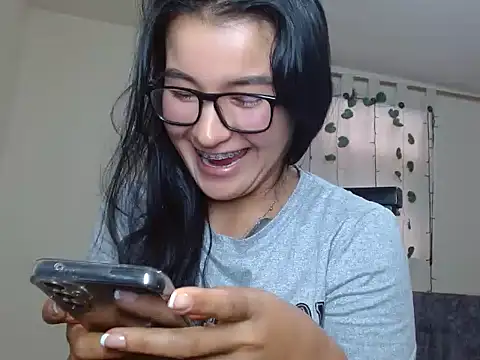 Snapshot of kazumi6 chatting on December 2025 04:56:01 PM kazumi6 online show from December 2025 04:56:01 PM