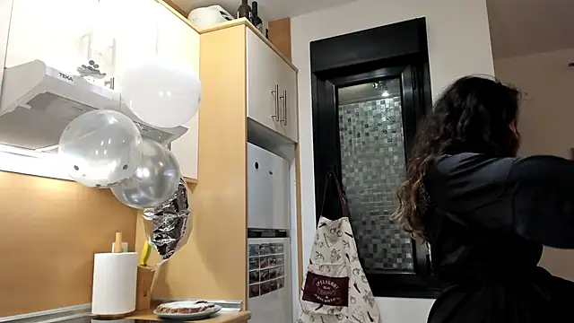 Snapshot of desertd2310 chatting on January 2025 12:14:02 AM desertd2310 online show from January 2025 12:14:02 AM