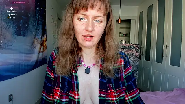 YourSexyNeighbour online show from December 2025 03:09:02 PM