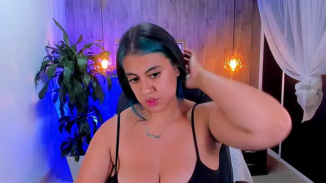 Snapshot of Xisu_ chatting on January 2025 04:43:01 AM Xisu online show from January 2025 04:43:01 AM