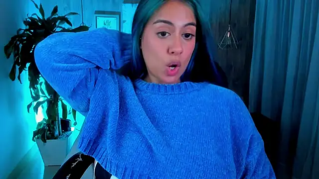 Snapshot of Xisu_ chatting on January 2025 06:33:01 AM Xisu online show from January 2025 06:33:01 AM