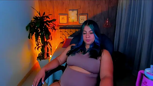 Snapshot of Xisu_ chatting on January 2025 09:36:02 AM Xisu online show from January 2025 09:36:02 AM