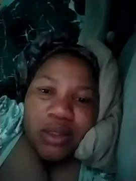 Snapshot of Bustyslave48 chatting on September 2025 03:33:01 PM Bustyslave48 online show from September 2025 03:33:01 PM