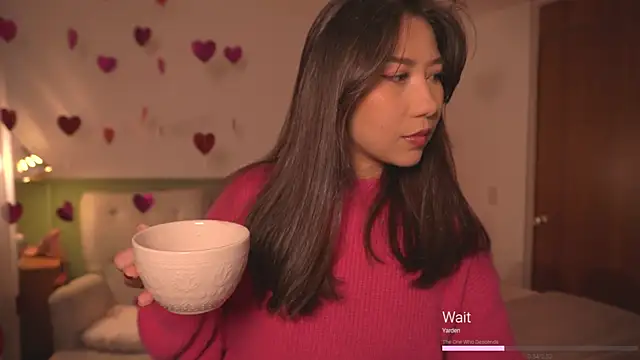 Aimilayne online show from February 2026 04:48:01 PM