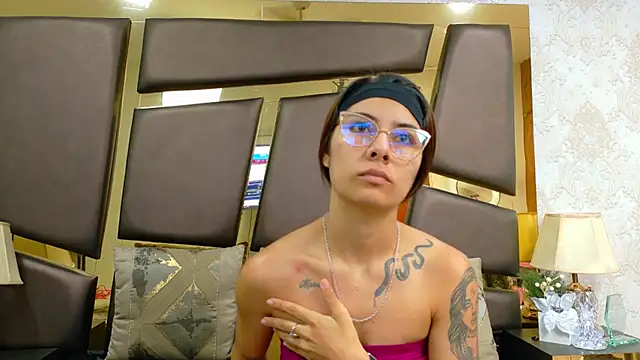 NicoleEsposito online show from January 2026 12:41:01 PM