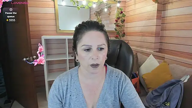 Snapshot of Victoria_collins_1 chatting on April 2026 10:51:02 AM Victoria collins 1 online show from April 2026 10:51:02 AM