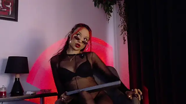 BambiiQueen online show from May 2026 02:24:01 PM