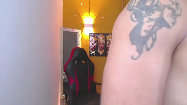 Demitryo online show from February 2025 06:56:02 AM