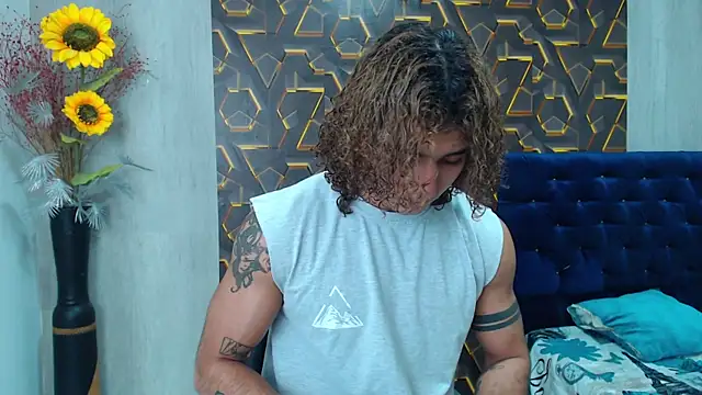 Demitryo online show from March 2025 02:37:02 AM