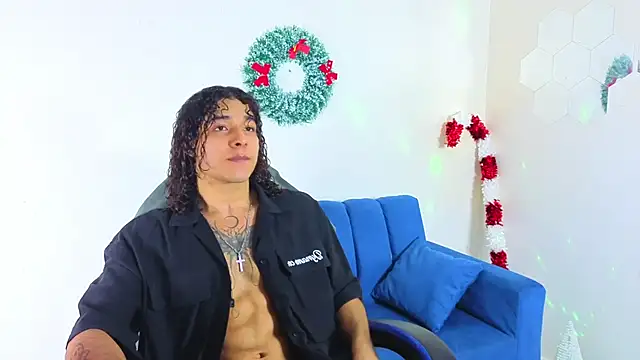 Demitryo online show from November 2025 03:07:01 AM