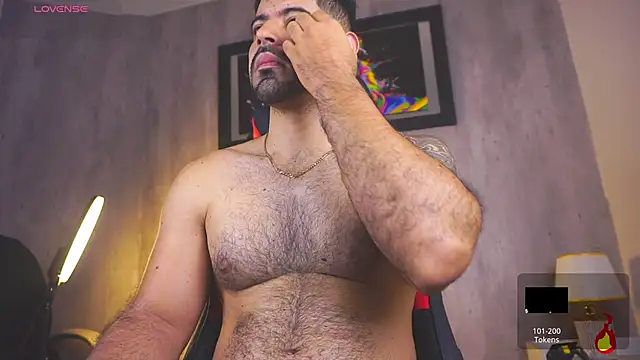 Snapshot of king_hard chatting on April 2026 09:02:01 AM king hard online show from April 2026 09:02:01 AM