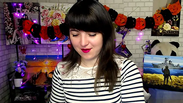 Darina M  online show from October 2025 05:31:01 AM