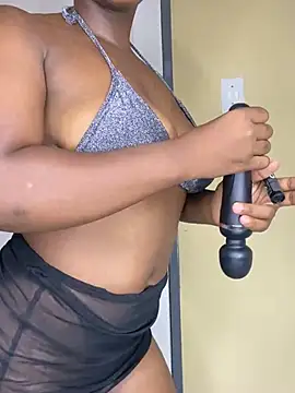 Snapshot of DarkBerry87 chatting on February 2025 08:46:01 PM DarkBerry87 online show from February 2025 08:46:01 PM