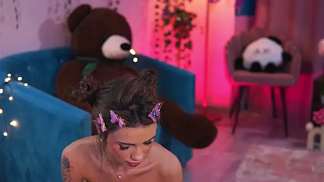 TheAyana online show from February 2025 04:24:02 PM