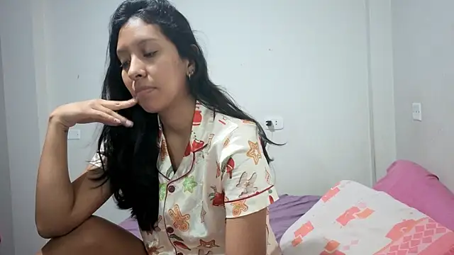 melody2429 online show from May 2026 03:41:02 PM
