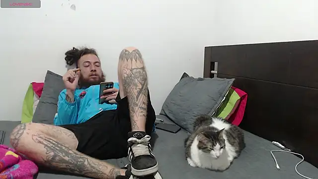 Snapshot of Nanna_and_Balder chatting on February 2025 01:14:01 AM Nanna and Balder online show from February 2025 01:14:01 AM