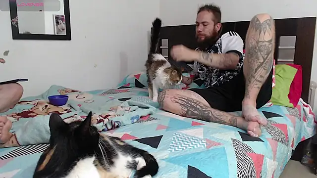 Snapshot of Nanna_and_Balder chatting on March 2025 10:11:01 PM Nanna and Balder online show from March 2025 10:11:01 PM