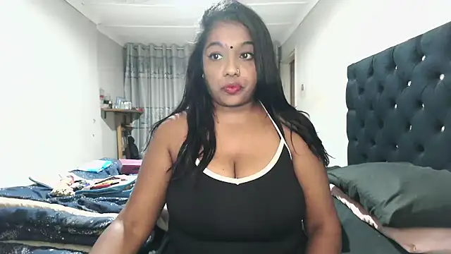 Indianmayaxoxo online show from May 2026 03:28:01 PM