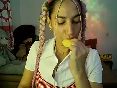 Snapshot of mandy_berrys chatting on February 2025 07:55:01 AM mandy berrys online show from February 2025 07:55:01 AM