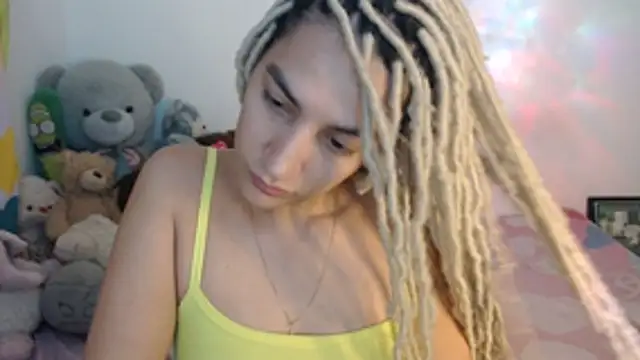 Snapshot of mandy_berrys chatting on October 2025 02:04:02 AM mandy berrys online show from October 2025 02:04:02 AM