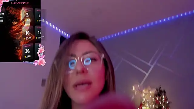 Ich Bin Julia online show from December 2024 08:04:02 PM