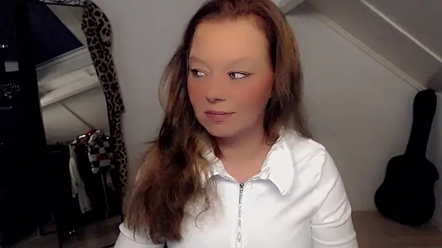 roxanna24 online show from March 2026 10:02:02 PM