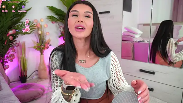 EmilyHudsson 1 online show from February 2025 09:15:01 PM