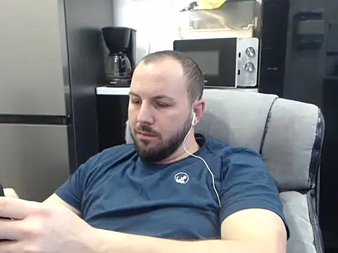 Snapshot of nickolastheboy chatting on December 2025 12:27:02 AM nickolastheboy online show from December 2025 12:27:02 AM