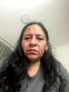 Freya Artemisa online show from October 2025 05:43:02 PM