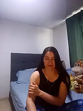 renata hot1 online show from March 2025 07:53:02 PM