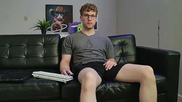 BlueEyedTallGuy94 online show from September 2025 05:51:02 PM