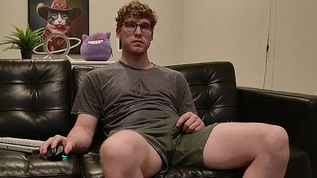 BlueEyedTallGuy94 online show from October 2025 02:12:01 AM