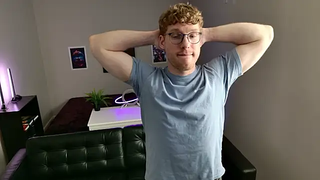 BlueEyedTallGuy94 online show from March 2026 10:40:01 PM