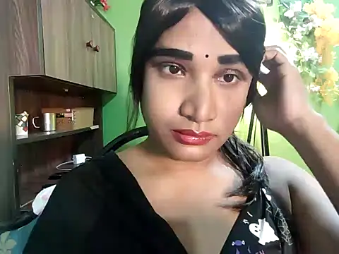 Snapshot of Sexy_Naira chatting on December 2024 04:21:02 PM Sexy Naira online show from December 2024 04:21:02 PM