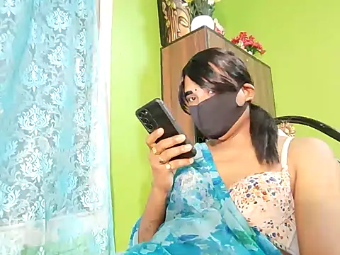 Snapshot of Sexy_Naira chatting on January 2025 06:20:02 PM Sexy Naira online show from January 2025 06:20:02 PM